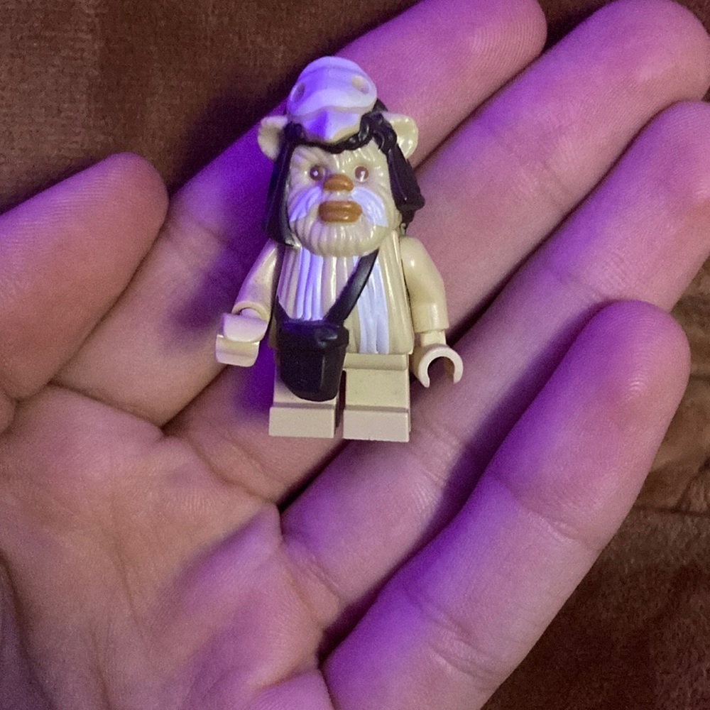 LEGO Star Wars Ewok Minifigure Logray 2011 sw0338 set7956 10236 Ewok Attack RARE